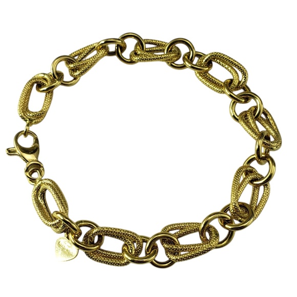 18 Karat Yellow Gold Textured Oval and Circle Link Bracelet #20588 - Picture 2 of 7